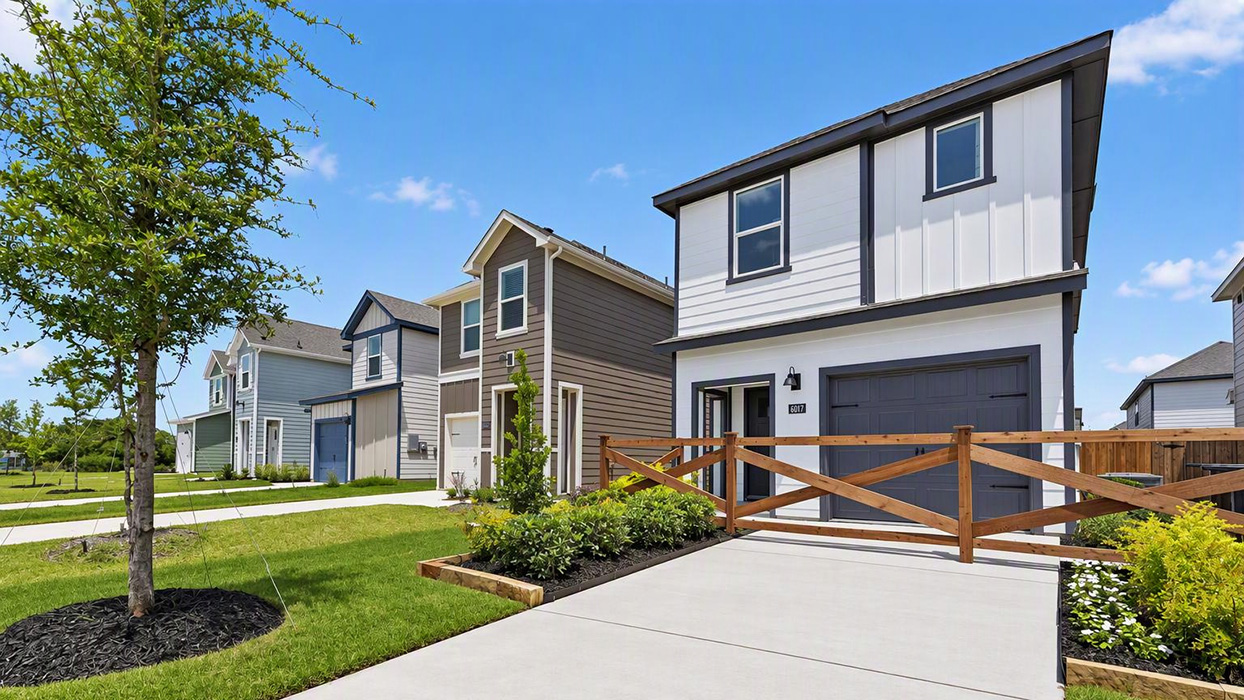 V19D Denise Floorplan Exterior Gallery Image-Arbor Trails in Princeton, TX