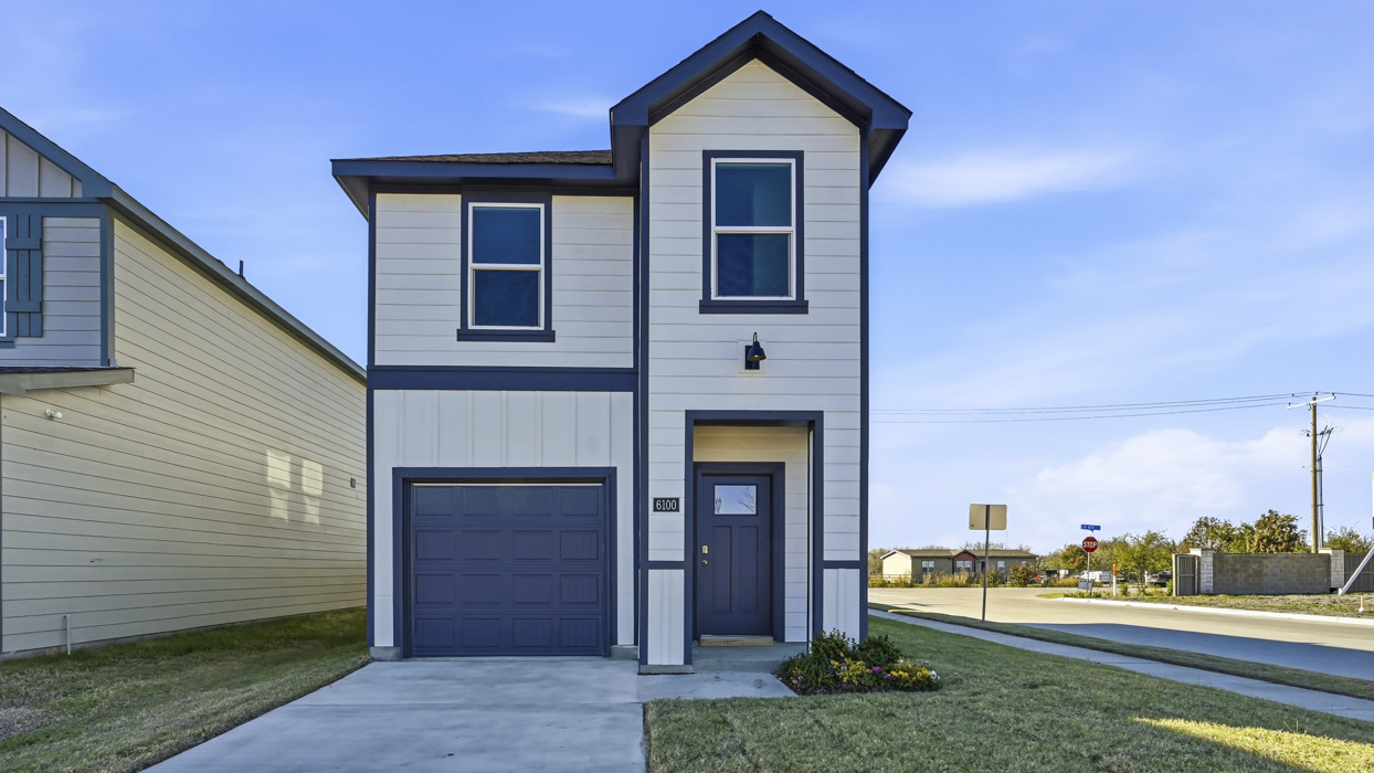 V19C Altaria floorplan elevation B Gallery Image - Arbor Trails in Princeton - Collin County TX