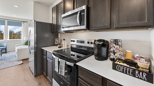 V19C Altaria Floorplan Elevation B Kitchen Gallery Image-Arbor Trails in Princeton, TX