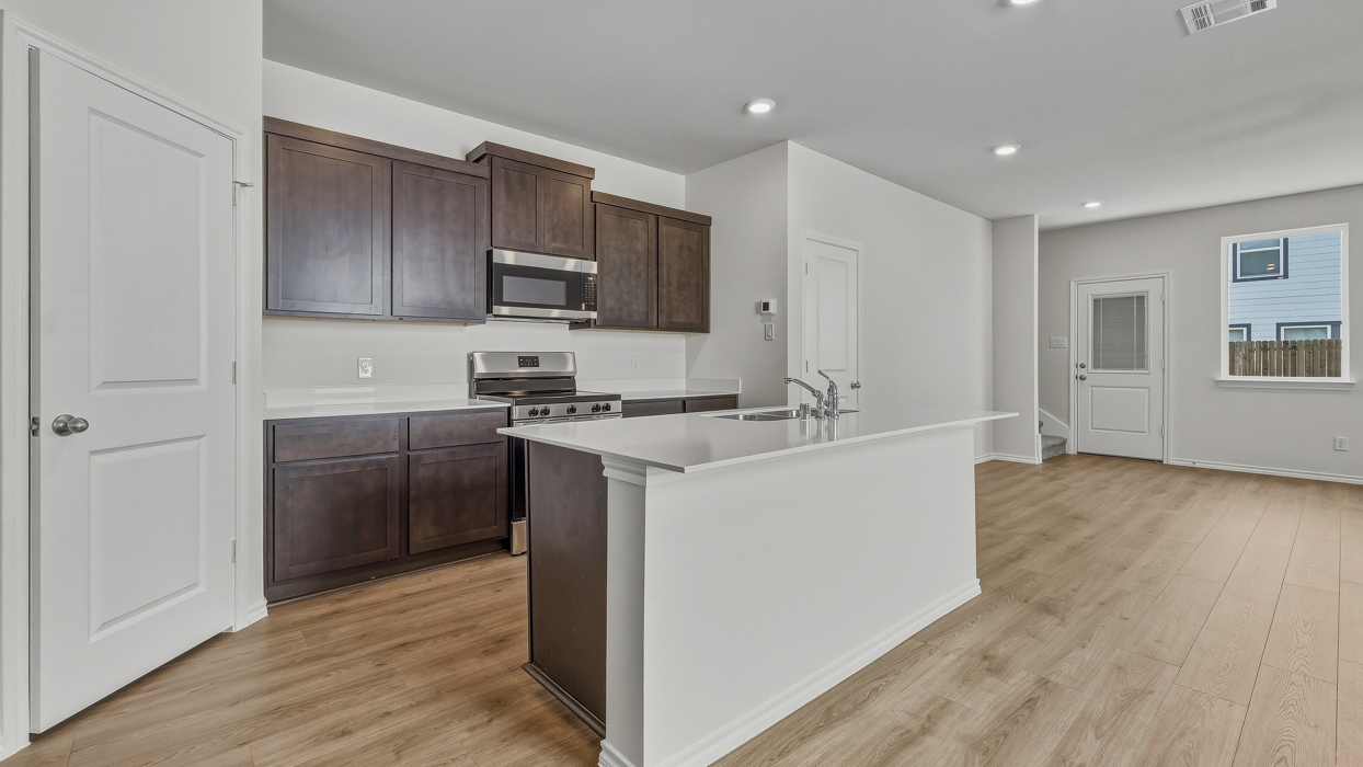 Denise Floorplan Kitchen Gallery Image-Arbor Trails North in Princeton, Tx