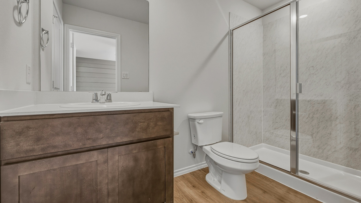 Denise Floorplan Bathroom Gallery Image - Arbor Trails North in Princeton, TX