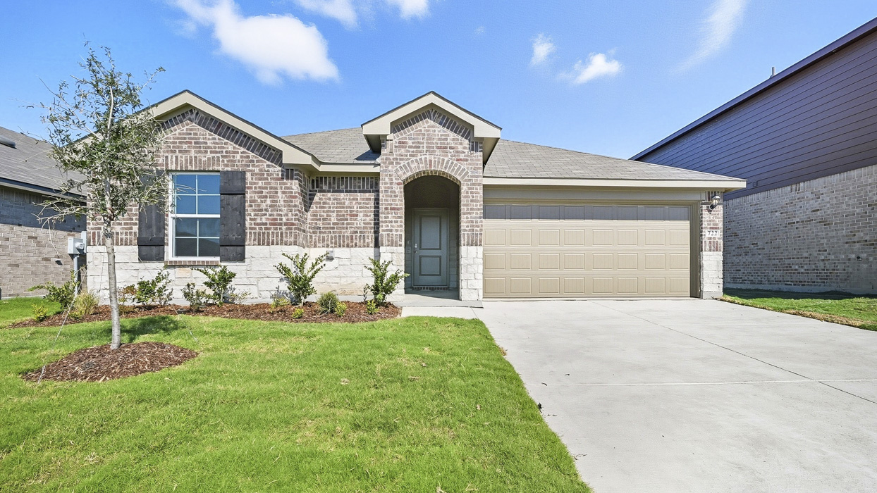 Ashburn Floorplan Elevation B Exterior Gallery Image - Frontier Point in Princeton, TX