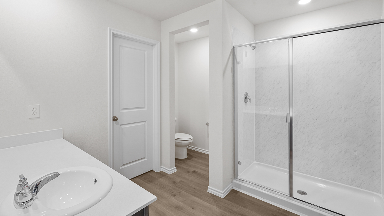 X40B Bellvue Floorplan Elevation B Bathroom Gallery Image-Frontier Pointe in Collin County, TX