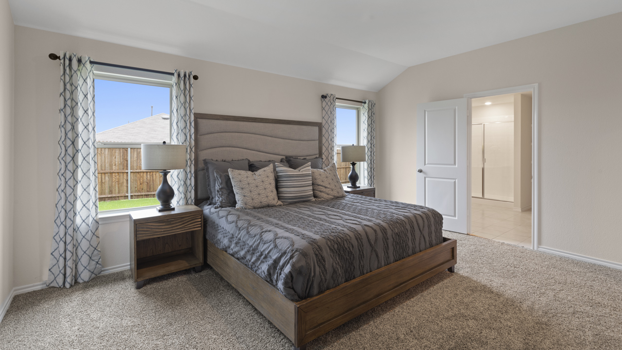 X40L Lakeway Floorplan Elevation B bedroom Gallery Image-Frontier Pointe in Collin County, TX
