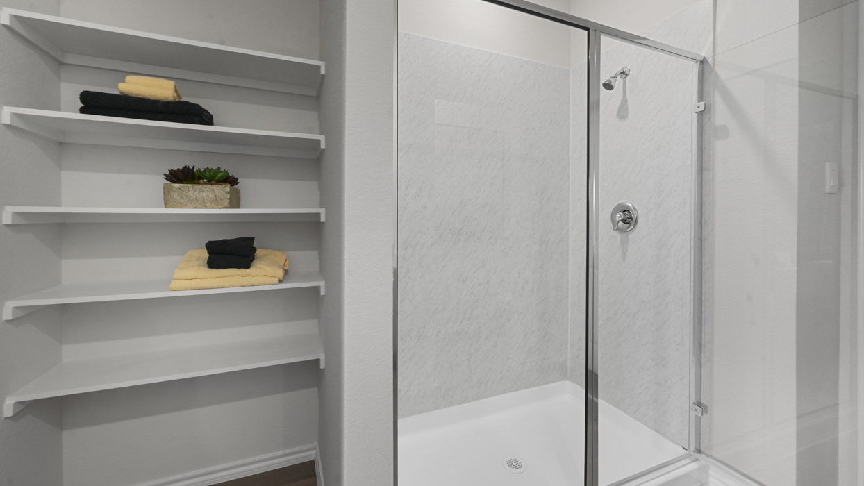 Midland Floorplan Elevation B Main Bathroom Shower Gallery Image - Frontier Pointe in Princeton, TX