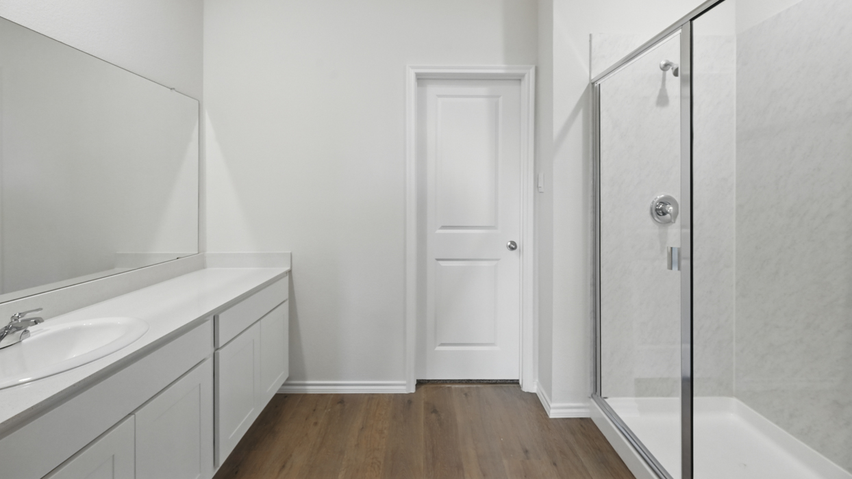 Ozark Floorplan Elevation A Bathroom Gallery Image - Frontier Pointe in Princeton, TX