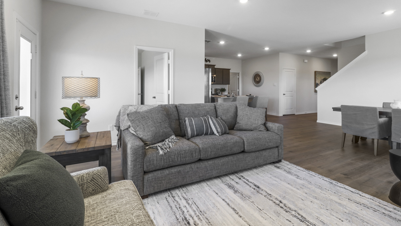 X40P Perry Floorplan Elevation B Living Gallery Image-Frontier Pointe in Collin County, TX