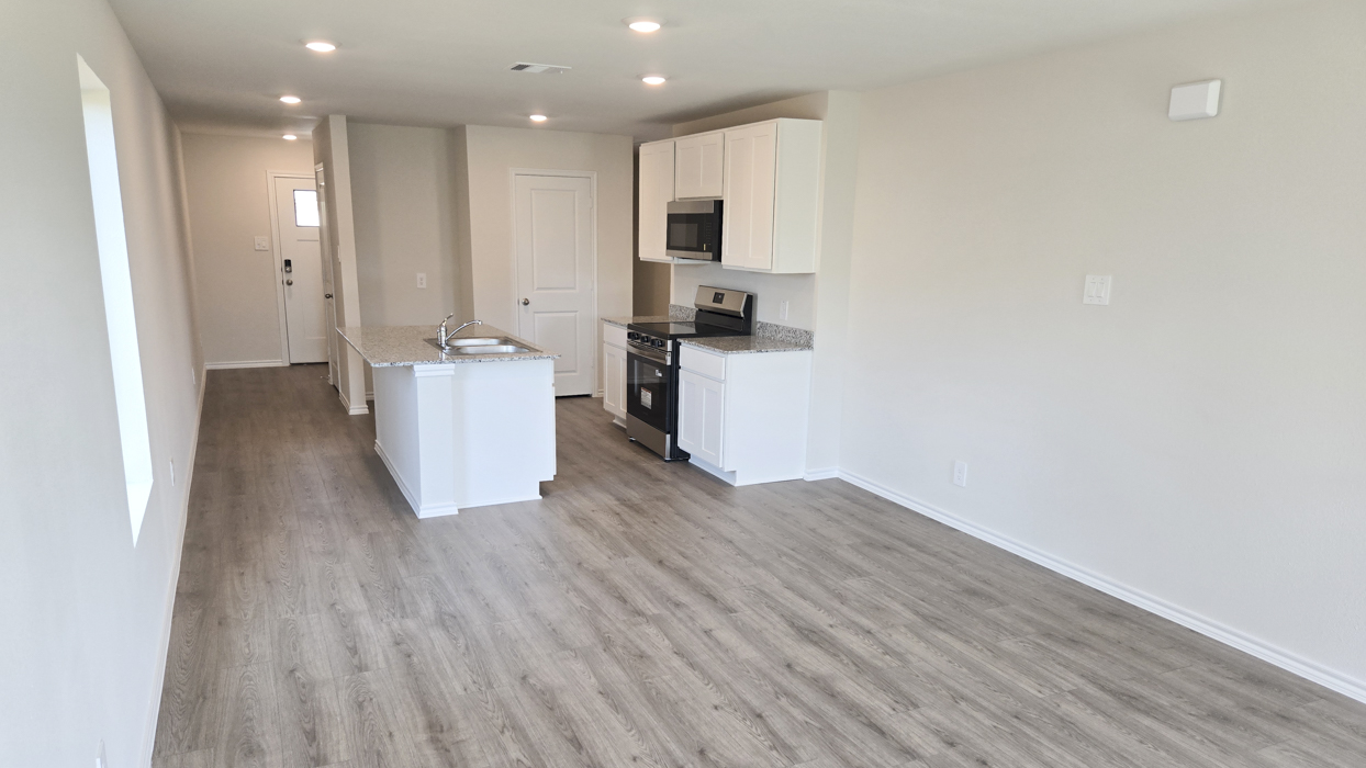 Atlanta Floorplan Living Gallery Image - Creekside Ranch in Blue Ridge, TX