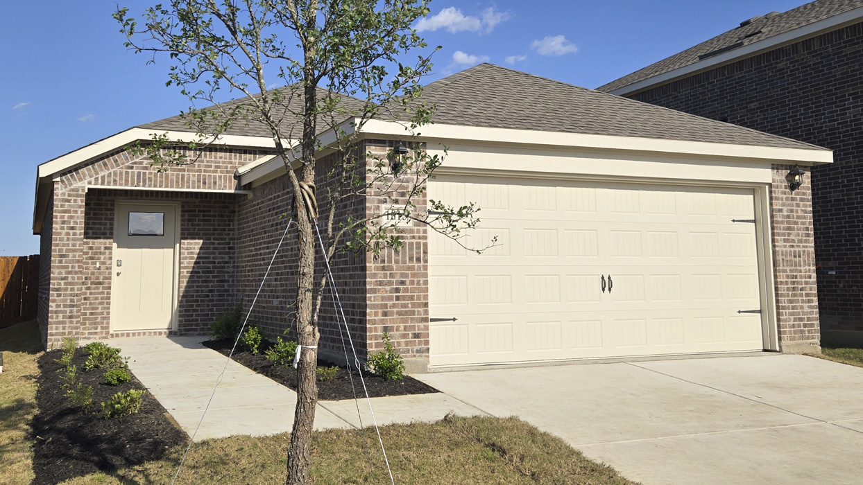 Barton Floorplan Exterior Gallery Image - Creekside Ranch in Blue Ridge, TX