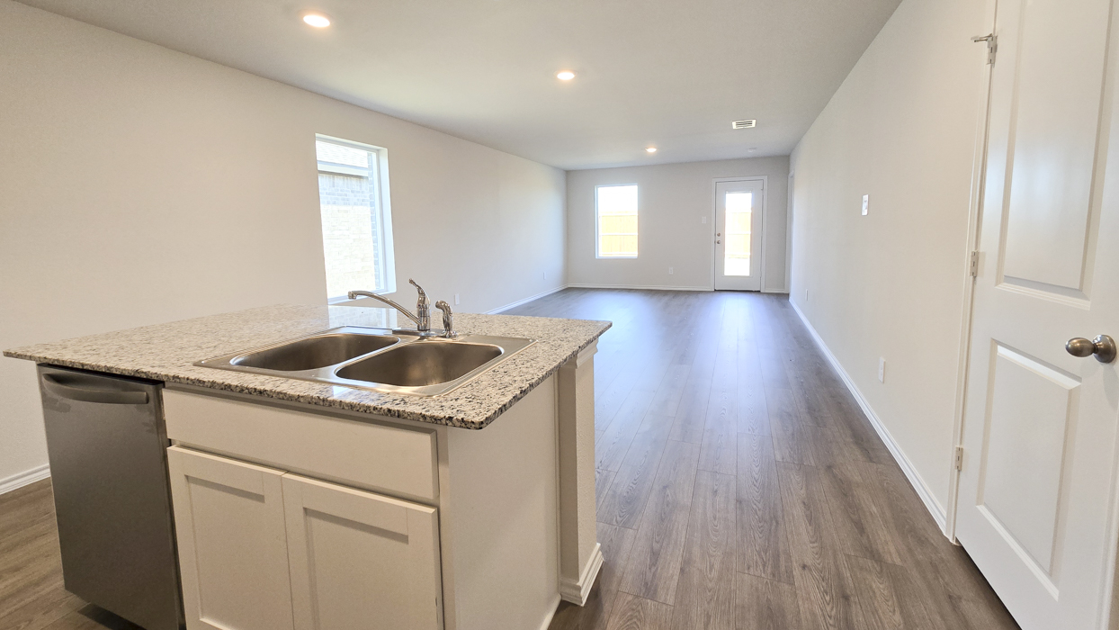Barton Floorplan Kitchen Gallery Image - Creekside Ranch in Blue Ridge, TX
