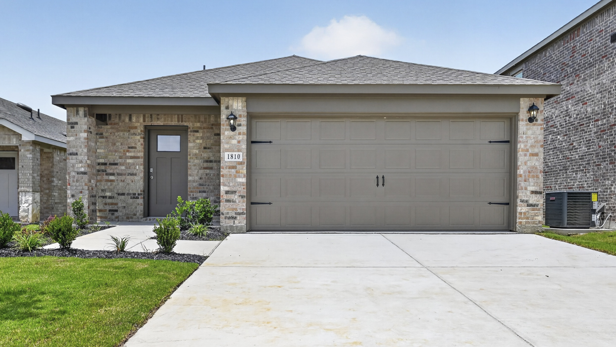 Caprock Floorplan Exterior Gallery Image - Creekside Ranch in Blue Ridge, TX