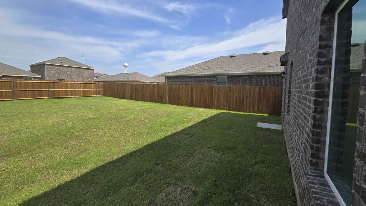 Davis Floorplan Elevation F Backyard Gallery Image - Creekside Ranch in Blue Ridge, TX