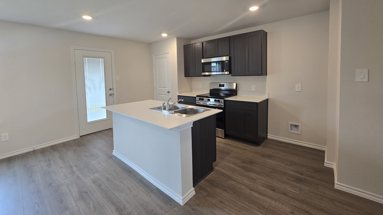Davis Floorplan Elevation F Kitchen Gallery Image - Creekside Ranch in Blue Ridge, TX
