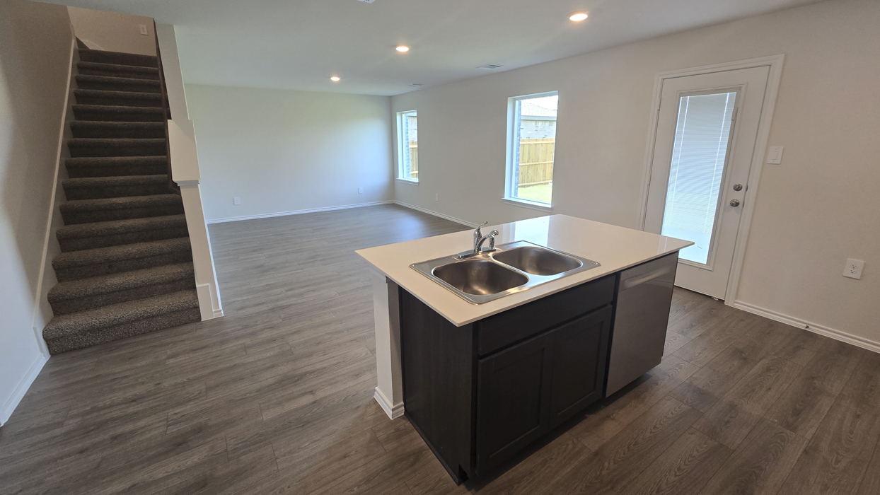 Davis Floorplan Elevation F Kitchen Gallery Image - Creekside Ranch in Blue Ridge, TX