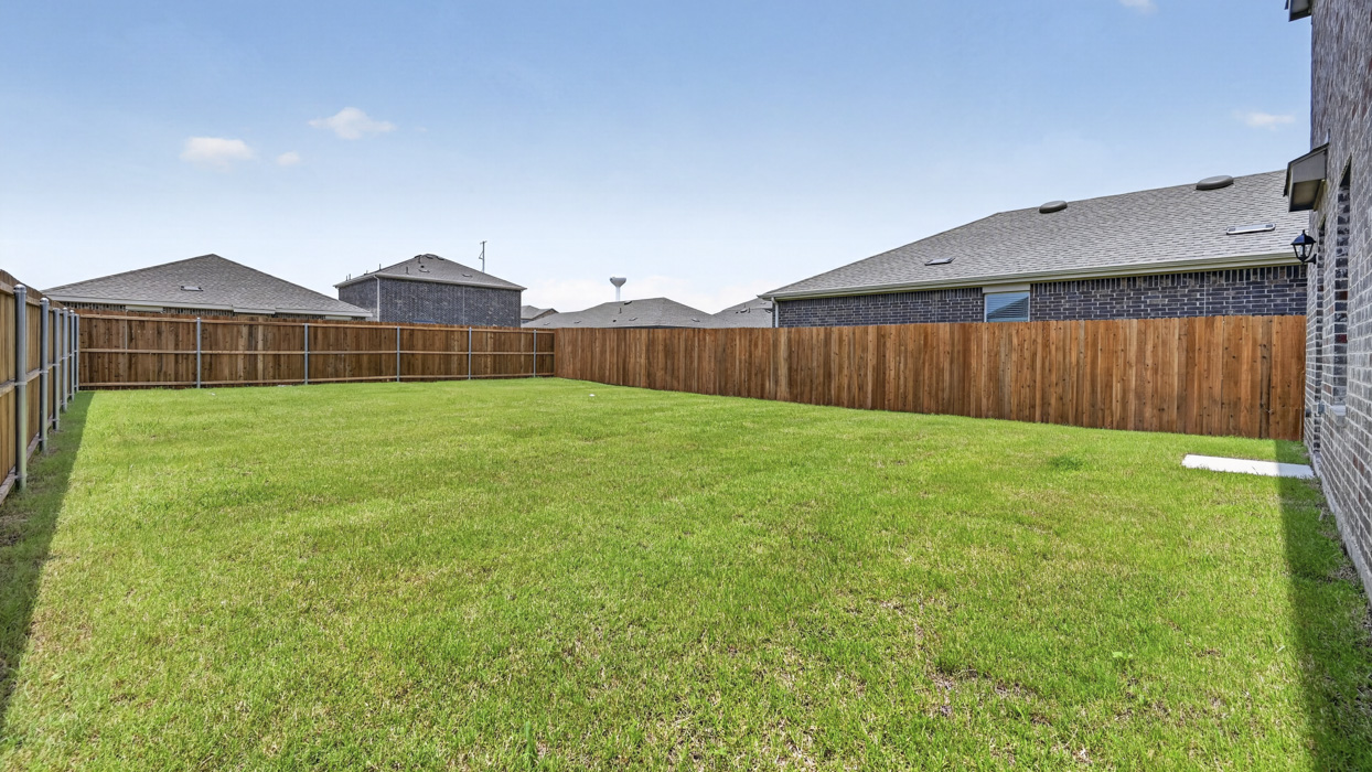 Davis FloorplanBackyard Gallery Image - Creekside Ranch in Blue Ridge, TX