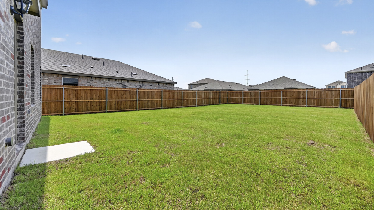 Davis FloorplanBackyard Gallery Image - Creekside Ranch in Blue Ridge, TX