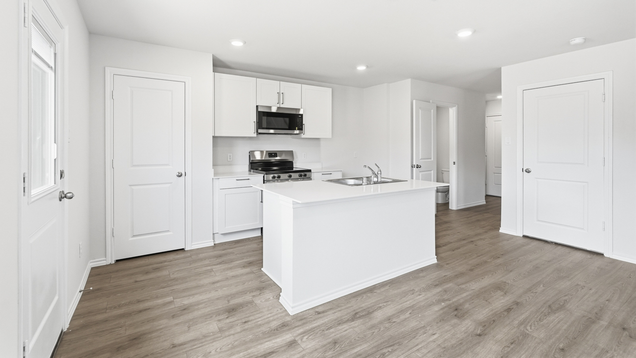 Davis Floorplan Kitchen Gallery Image-Creekside Ranch in Blue Ridge, Tx