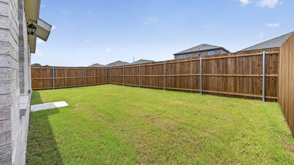 Estero Floorplan Backyard Gallery Image - Creekside Ranch in Blue Ridge, TX
