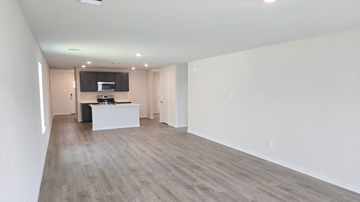Estero Floorplan Kitchen Gallery Image - Creekside Ranch in Blue Ridge, TX