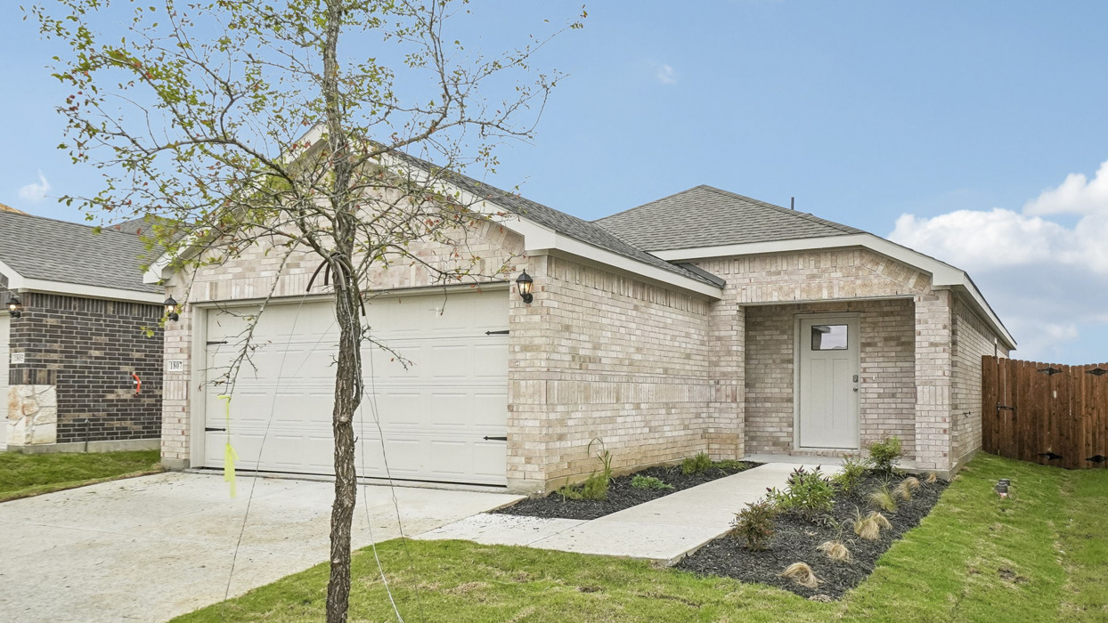 1807 Potomac Ln exterior