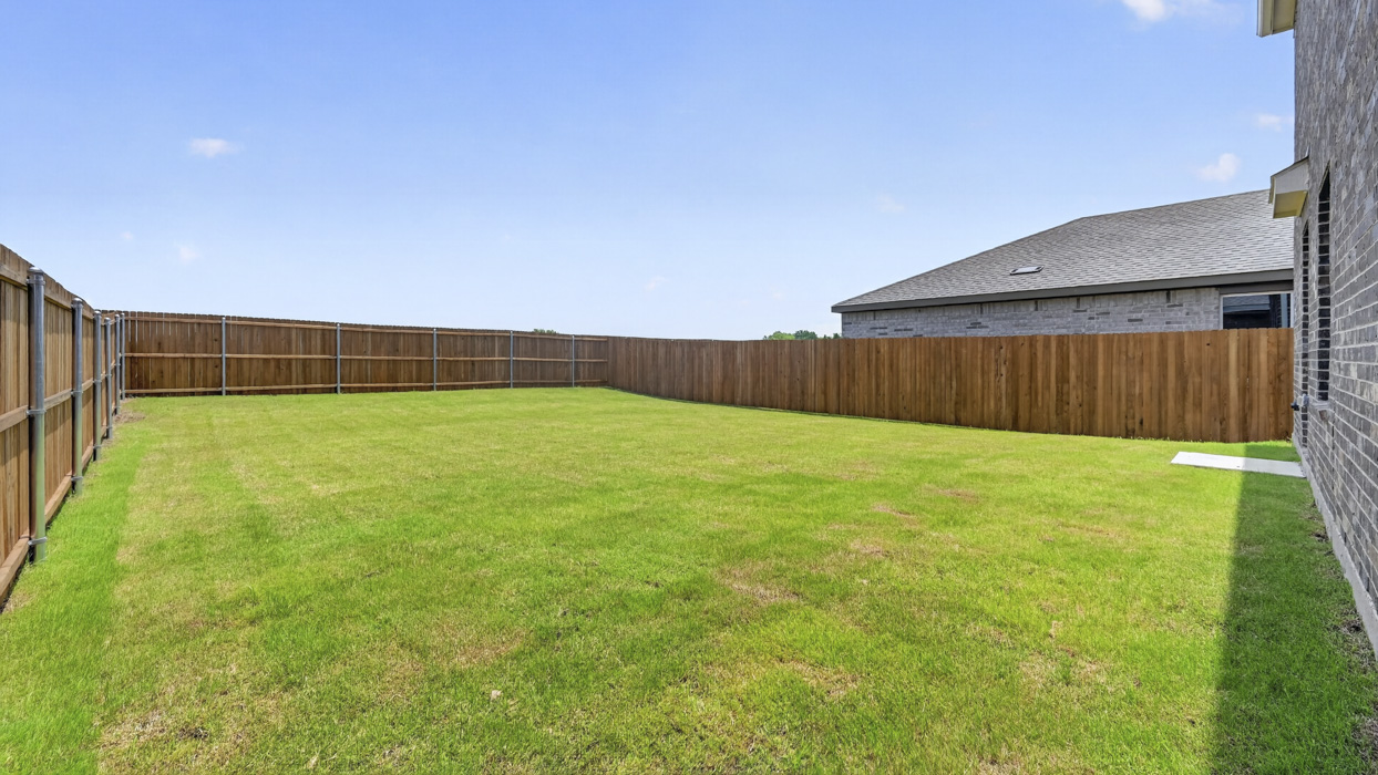Franklin Floorplan Elevation F Backyard Gallery Image - Creekside Ranch in Blue Ridge, TX