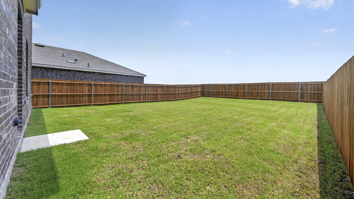 Franklin Floorplan Elevation F Backyard Gallery Image - Creekside Ranch in Blue Ridge, TX