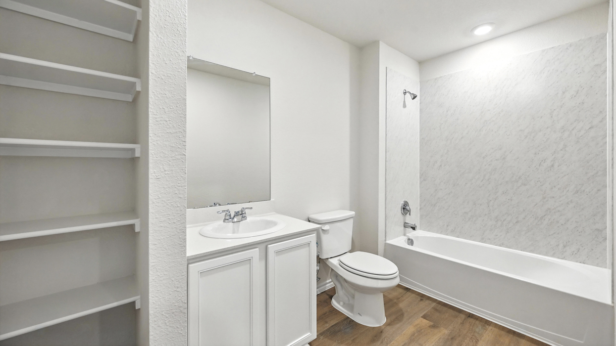 Grace Floorplan Elevation E Bathroom Gallery Image - Creekside Ranch in Princeton, TX