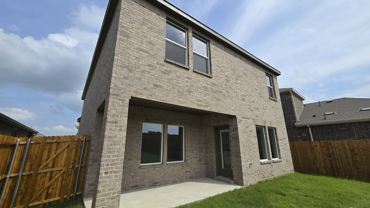 Grace Floorplan Backyard Gallery Image - Creekside Ranch in Princeton, TX