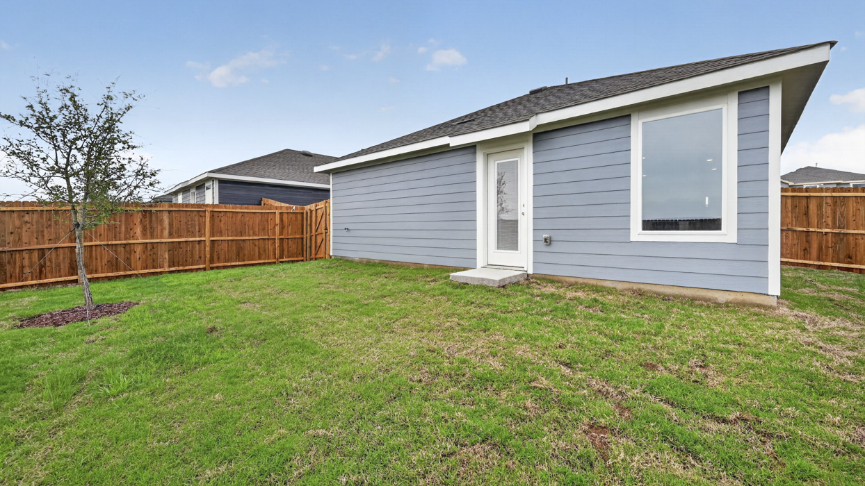 Atlanta Floorplan Backyard Gallery Image - The Hills of Sherman in Sherman, TX
