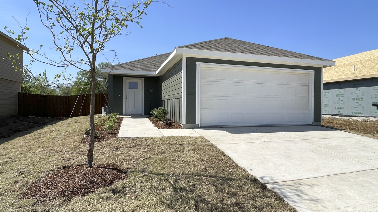 Barton Floorplan Elevation R Exterior Gallery Image - The Hills of Sherman in Sherman, TX