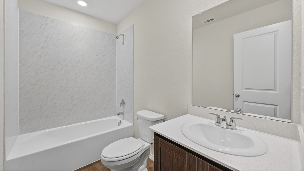 Barton Floorplan Elevation S Bathroom Gallery Image - The Hills of Sherman in Sherman, TX