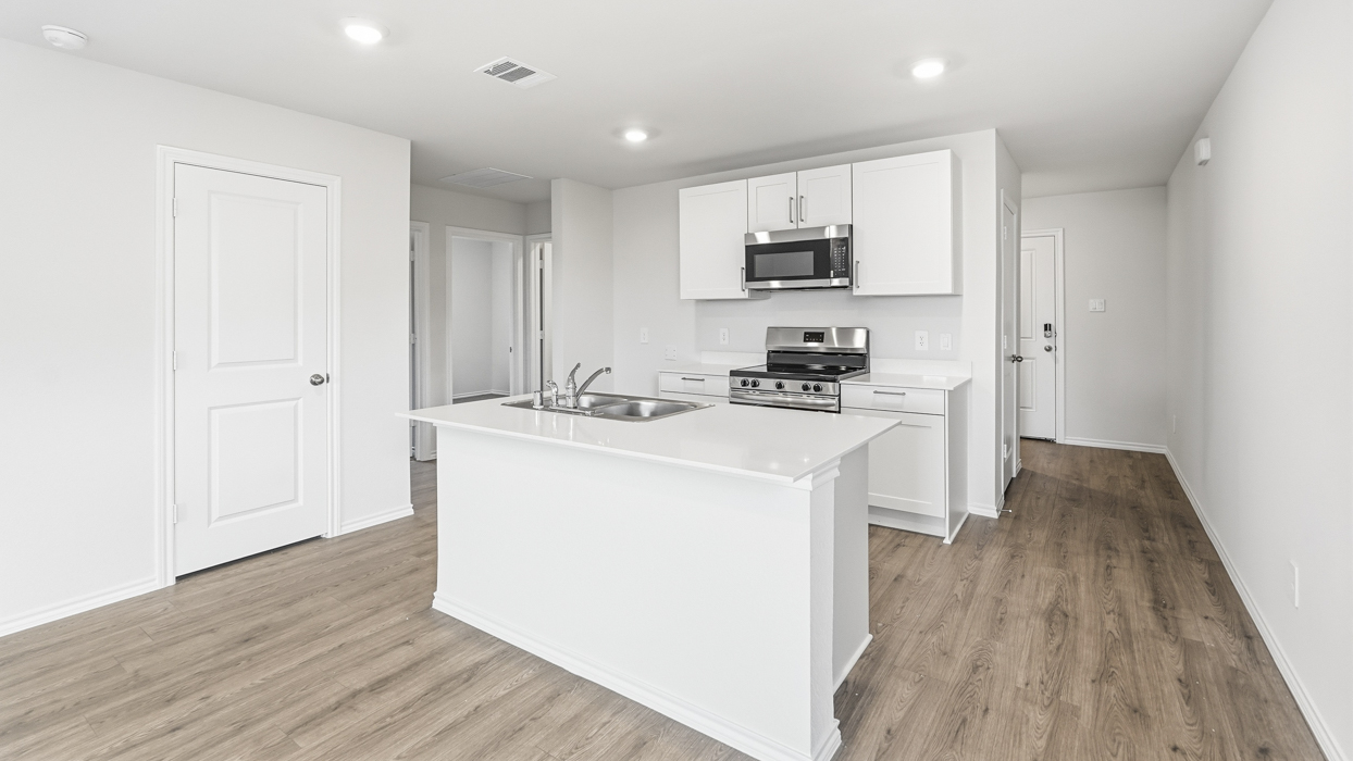 Barton Floorplan Kitchen Gallery Image The Hills of Sherman in Sherman, TX