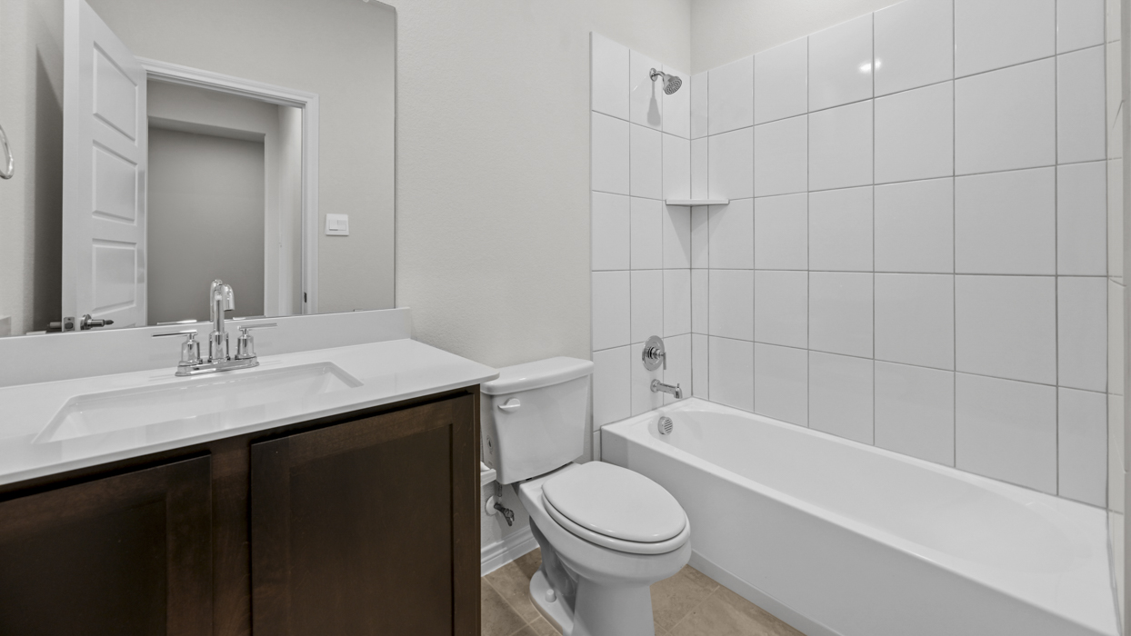 H235 Floorplan Bathroom Photo