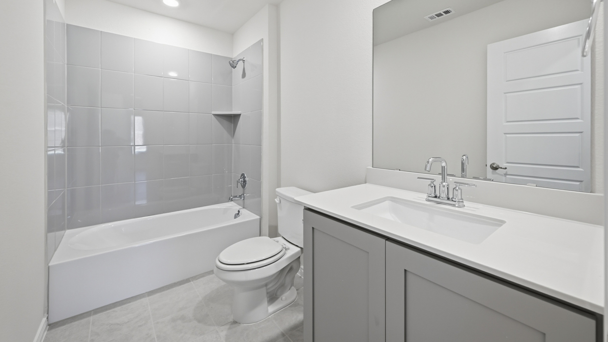 Bailey Floorplan Elevation F Bathroom Gallery Image - Windchime in Celina, TX