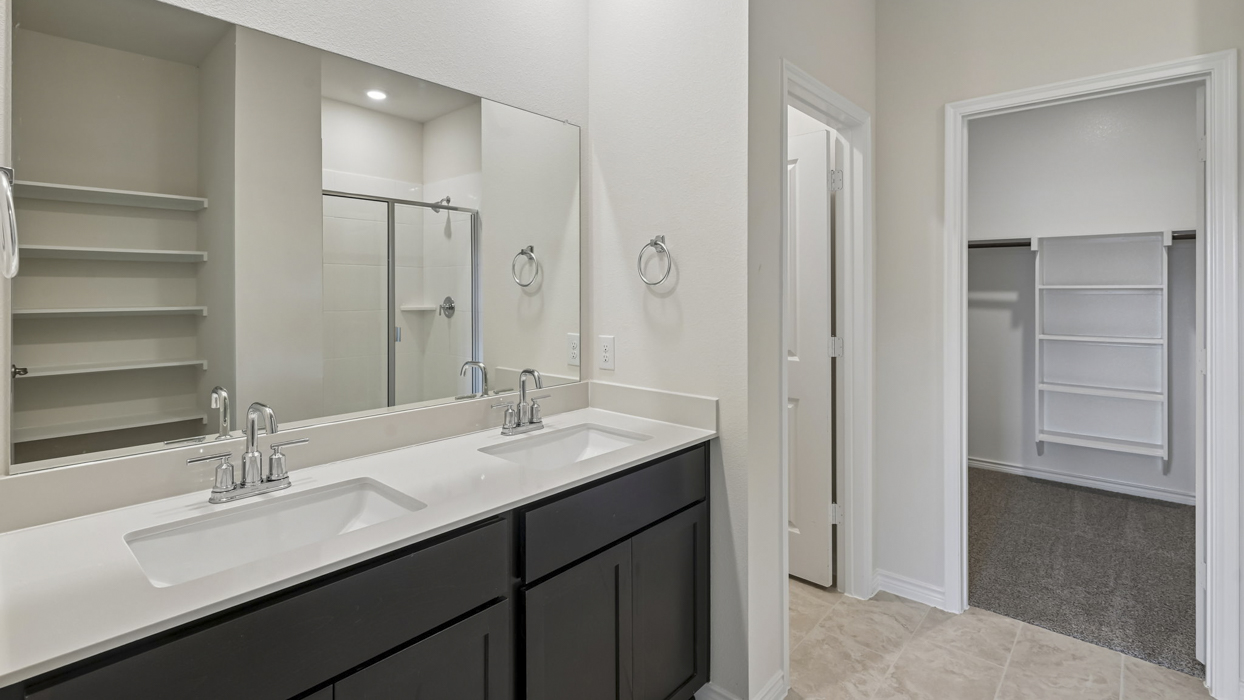 Haven Floorplan Bathroom Gallery Image - Windchime 40s in Celina, TX