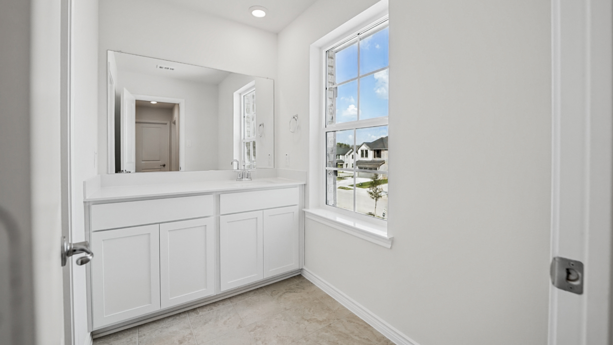 Sage Floorplan Bathroom Gallery Image - Windchime in Celina, TX