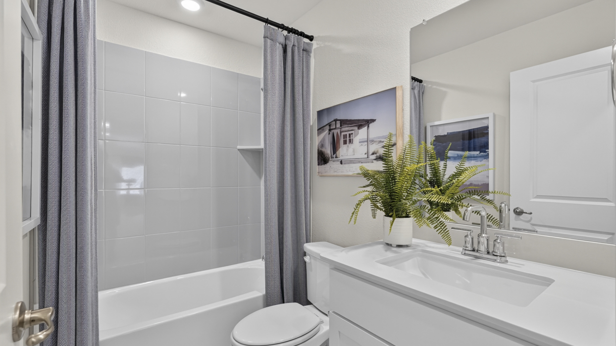 H133 Violet Floorplan Bathroom Gallery Image-Windchime in Celina, TX