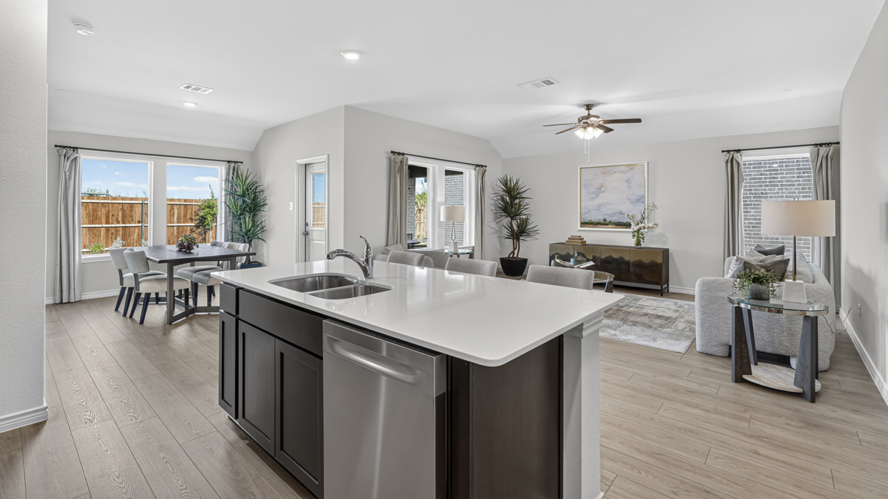 H40H Hubbard Floorplan Kitchen Gallery Image-Windchime in Celina, Tx