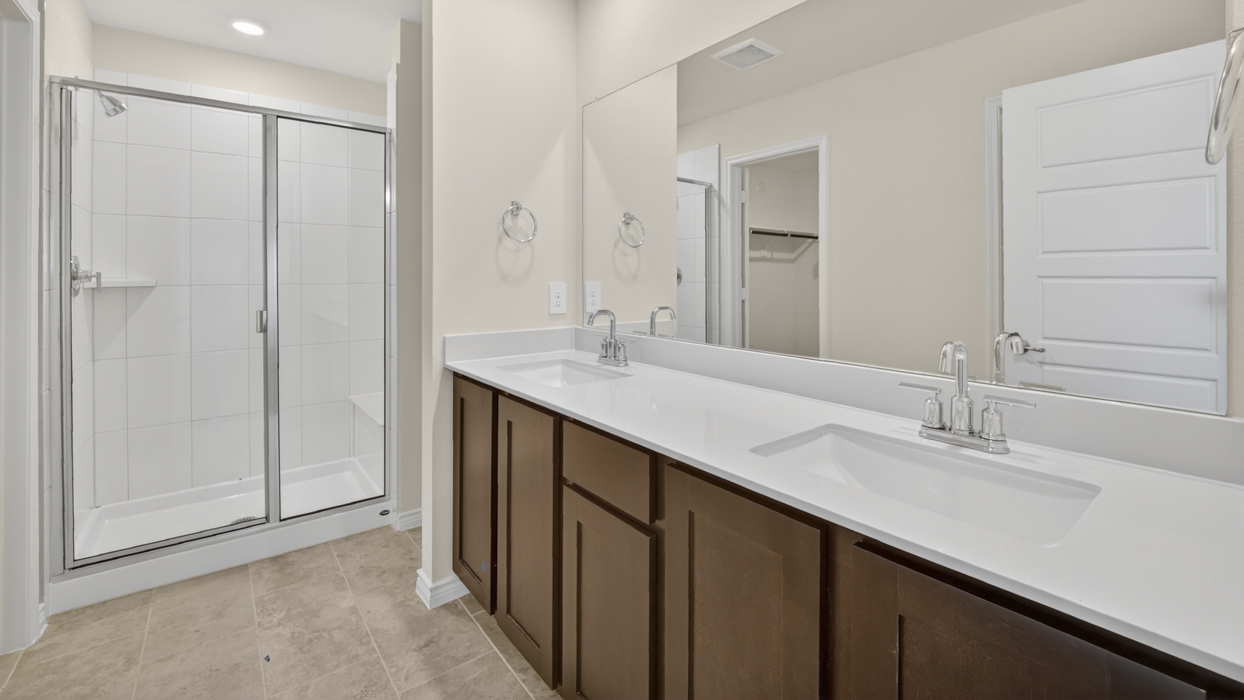 Violet Floorplan Elevation F Bathroom Gallery Image - Windchime in Celina, TX