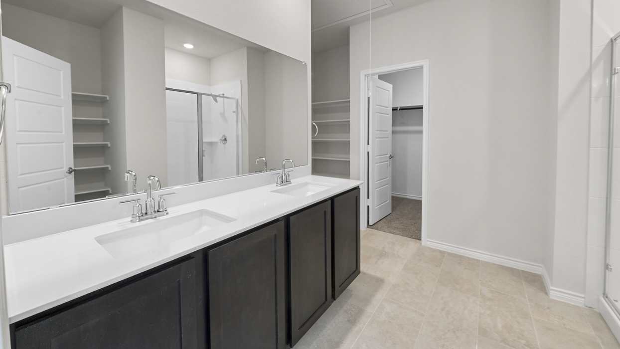 Tangerine Floorplan Elevation F Bathroom Gallery Image - Windchime in Celina, TX
