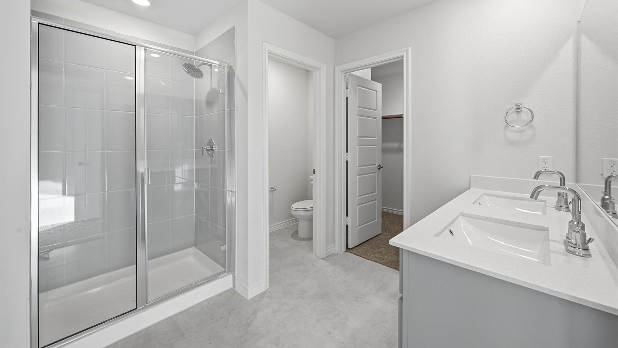 Brookshire Floorplan Elevation E Bathroom Gallery Image - Windchime in Celina, TX