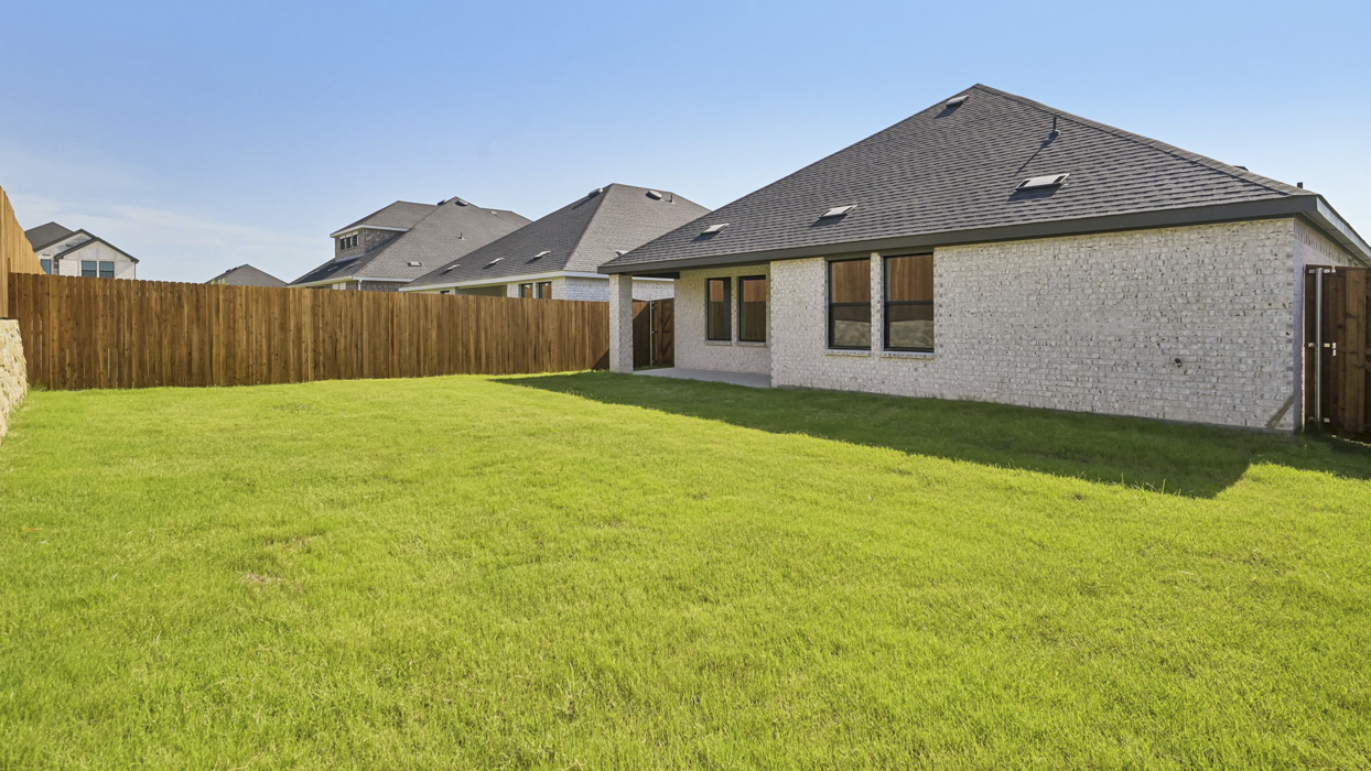 Everest Floorplan Backyard Gallery Image - Windchime in Celina, TX