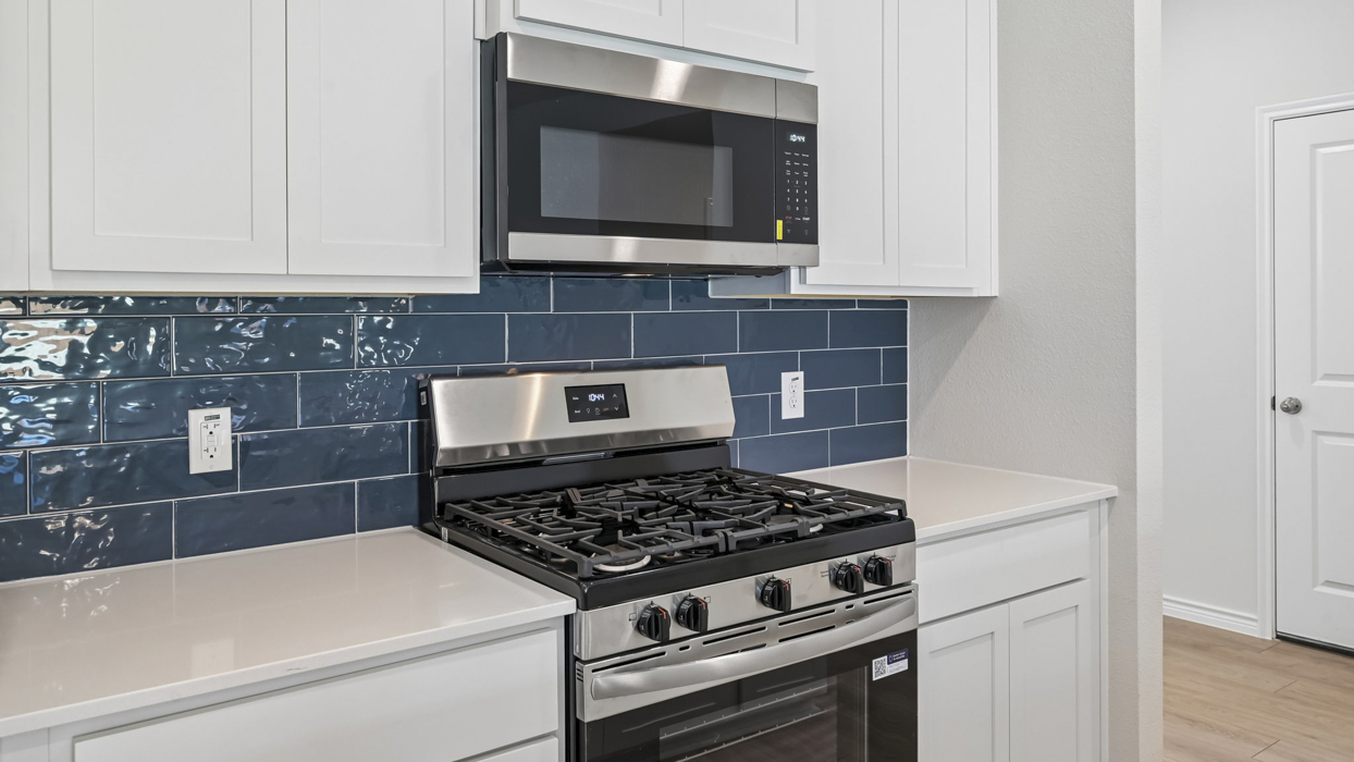 Everest Floorplan Kitchen Gallery Image - Windchime in Celina, TX