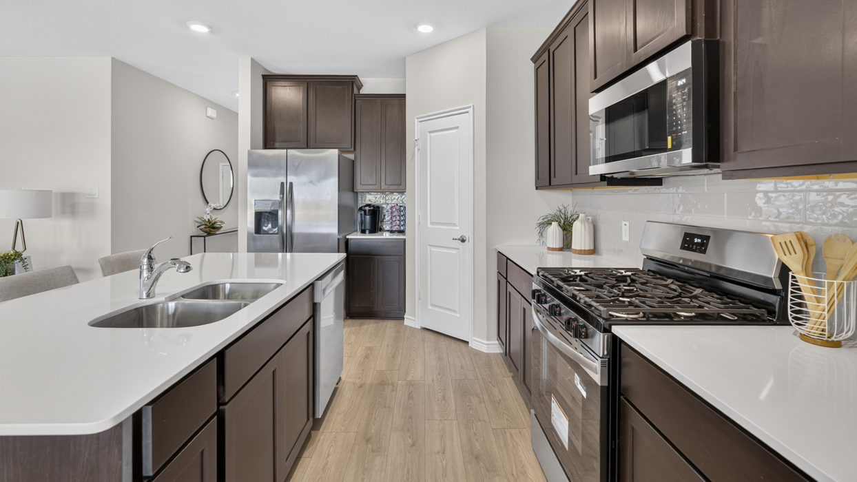 Hubbard Floorplan Kitchen Gallery Image - Windchime in Celina, TX
