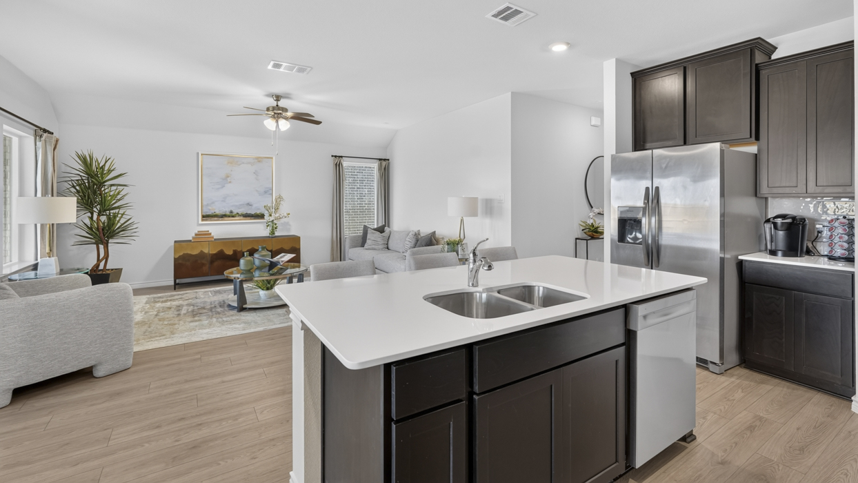 Hubbard Floorplan Kitchen Gallery Image - Windchime in Celina, TX