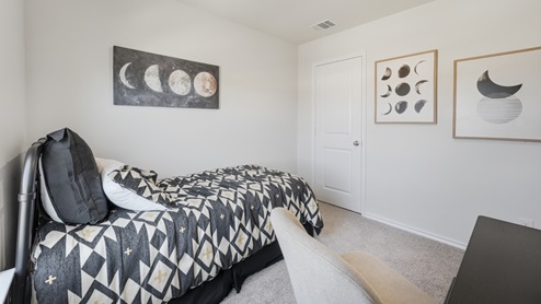 Dewsbury Bedroom Gallery Image-Arbor Trails south in priceton, TX