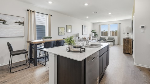V18D Dewsbury Kitchen Gallery Image-Arbor Trails south in priceton, TX