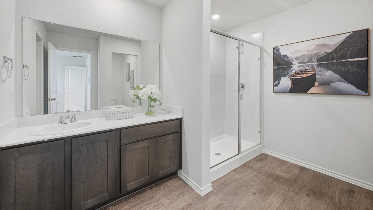 Benson Floorplan Bathroom Gallery Image - Arbor Trails South in Princeton, TX
