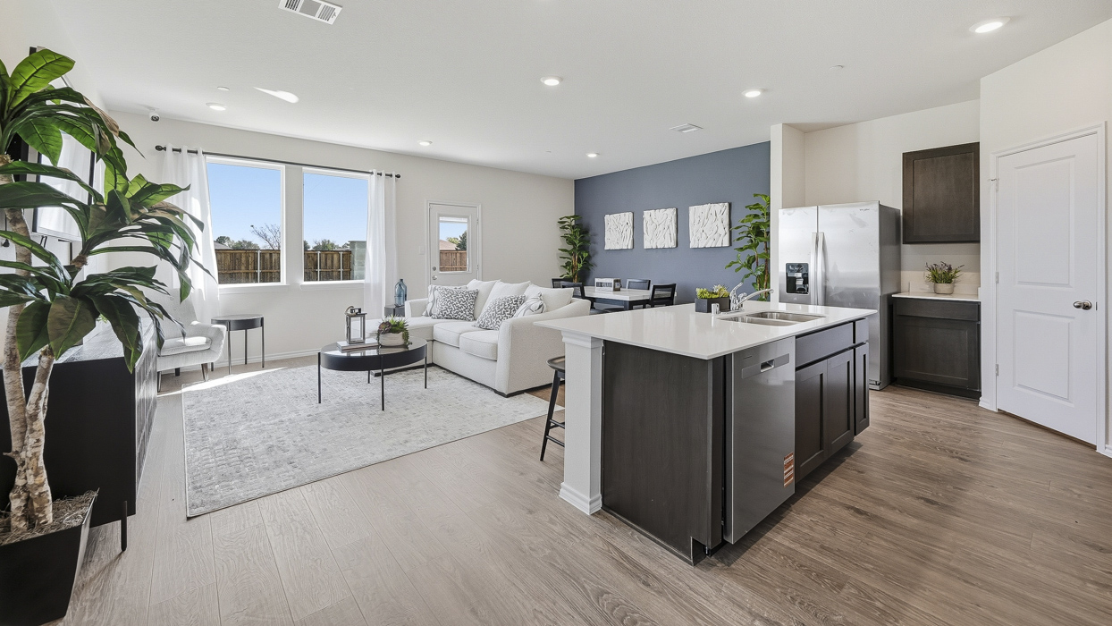 Benson Floorplan Kitchen Gallery Image-Arbor Trails in Princeton, TX