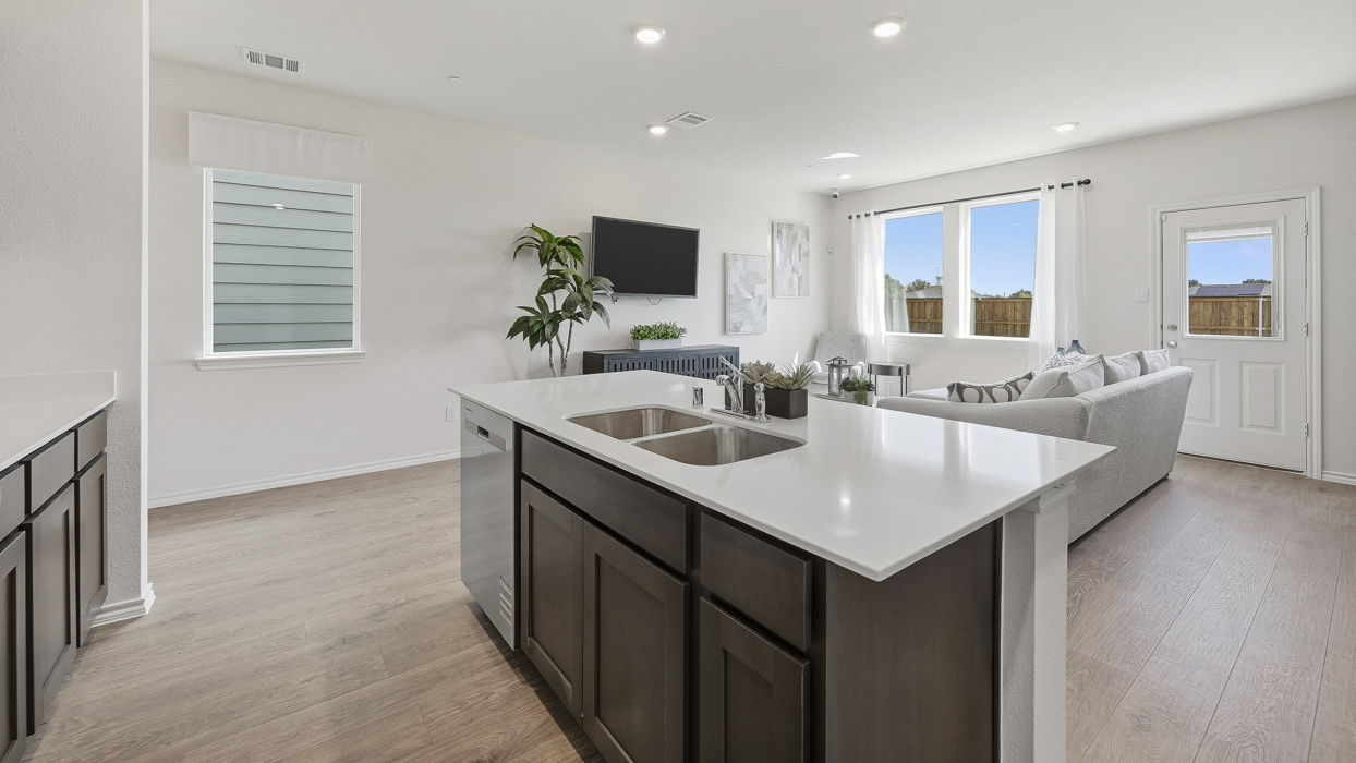 Benson Floorplan Kitchen Gallery Image-Arbor Trails in Princeton, TX